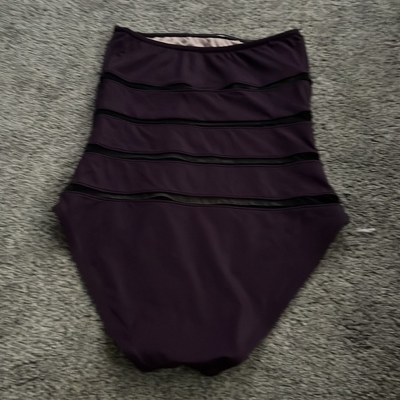 Victoria secret swim suit - Picture 2 of 2